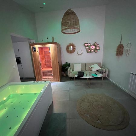 Spa Jungle Le Mesnil-Saint-Denis Buitenkant foto