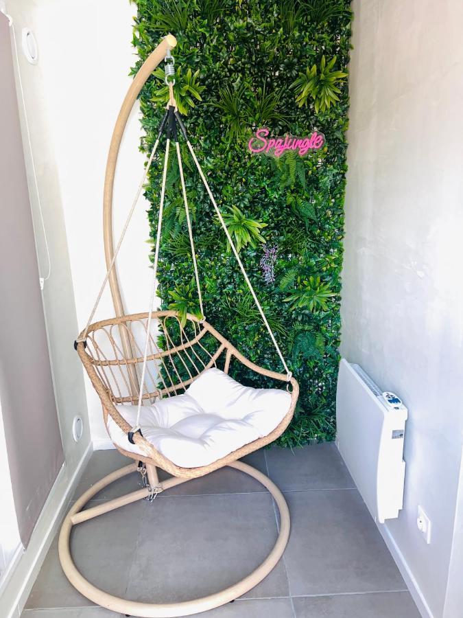 Spa Jungle Le Mesnil-Saint-Denis Buitenkant foto